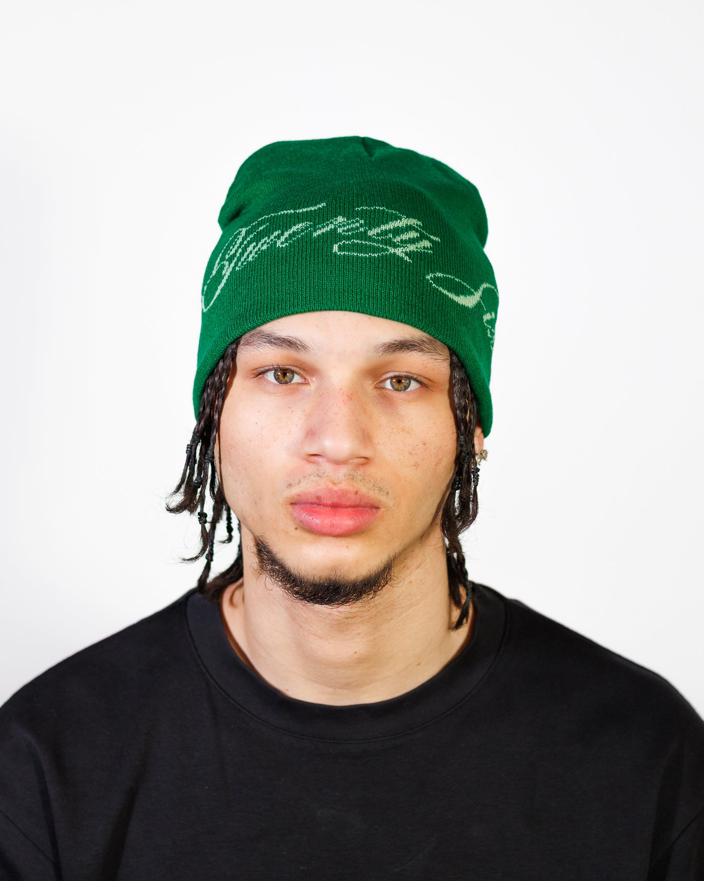 26BEANIE