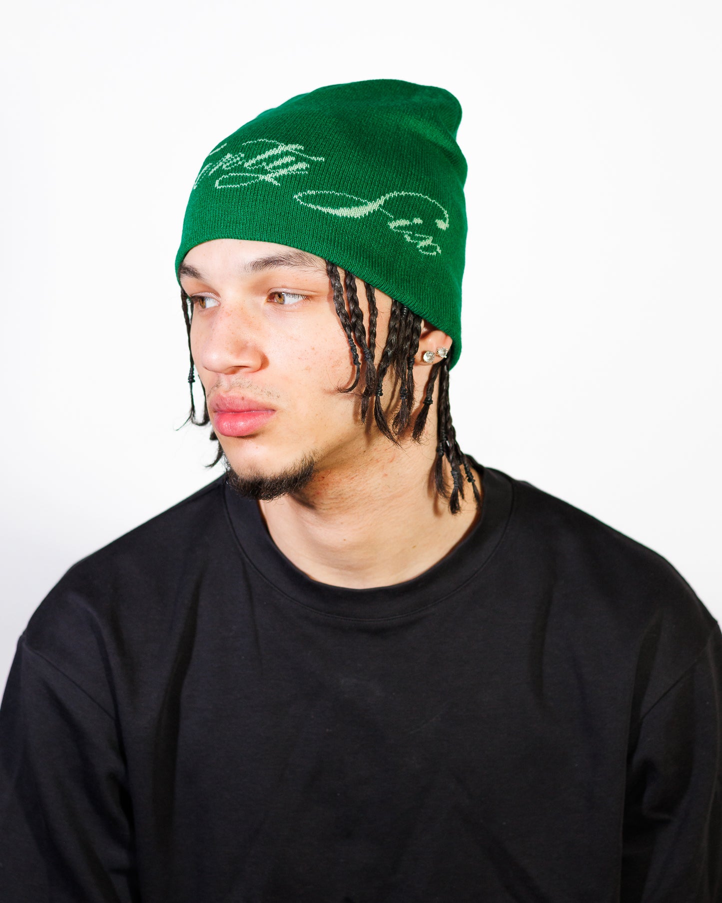 26BEANIE