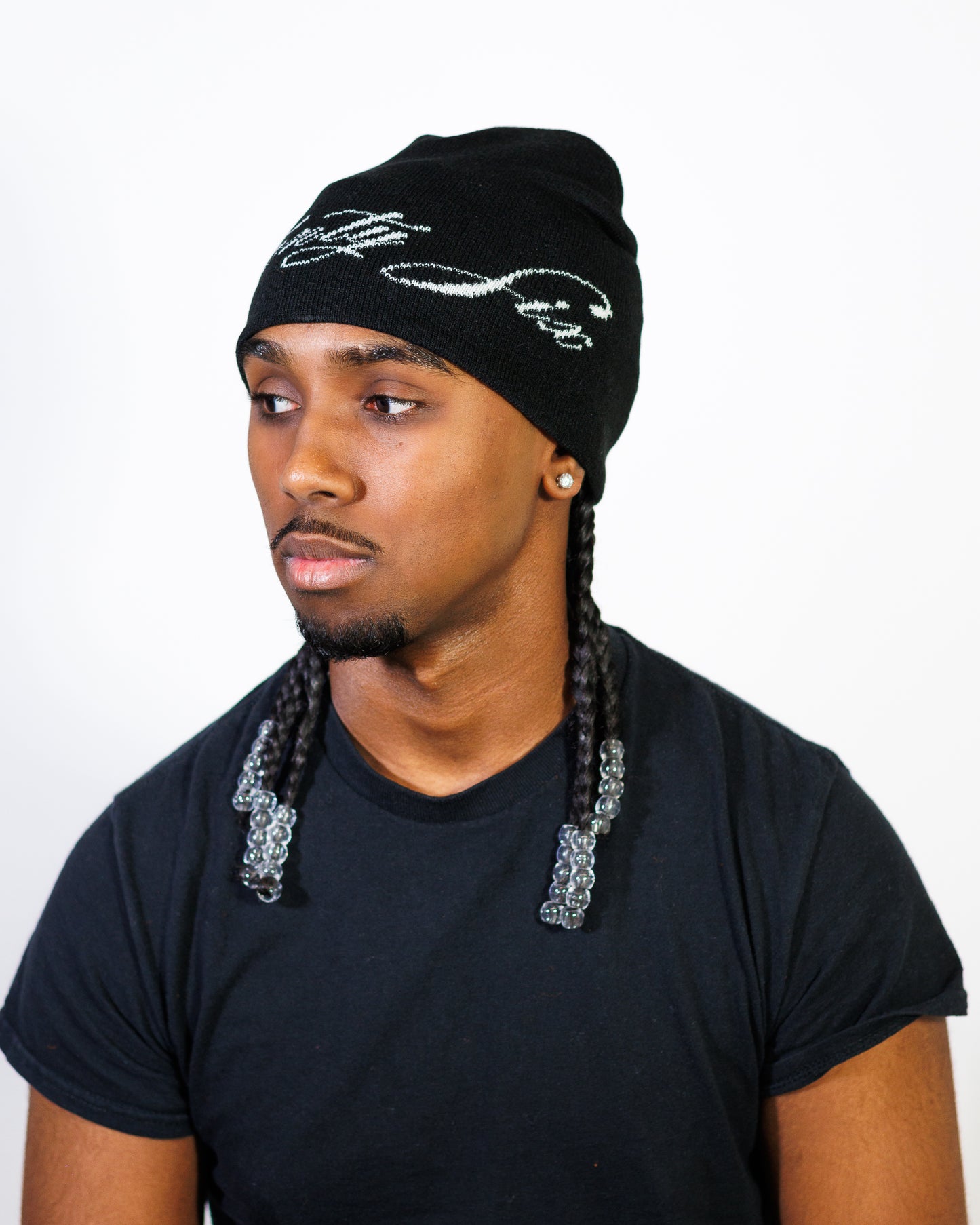 26BEANIE